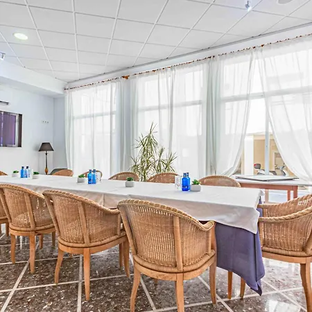 Altaia Hotel