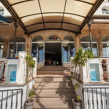 Hotel Altaia 3*
